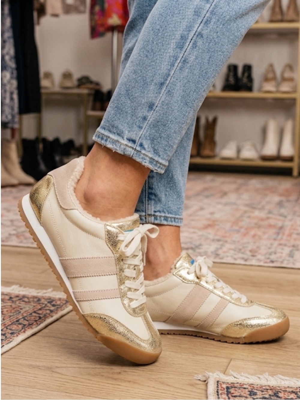 Not Rated Madrid Sneaker Women’s 6 Beige Gold